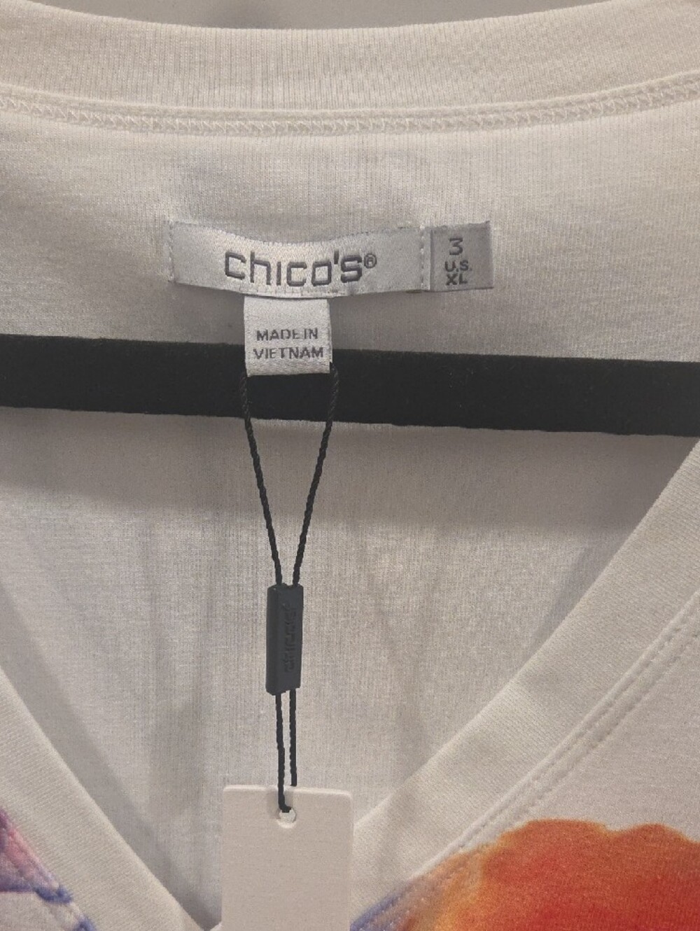 Chico's White V-Neck Short Sleeve Top with Multicolor Floral Print SIZE 3 - Picture 2 of 3